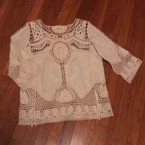 Crochet top. Taylor & Sage Juniors Small. Cream.